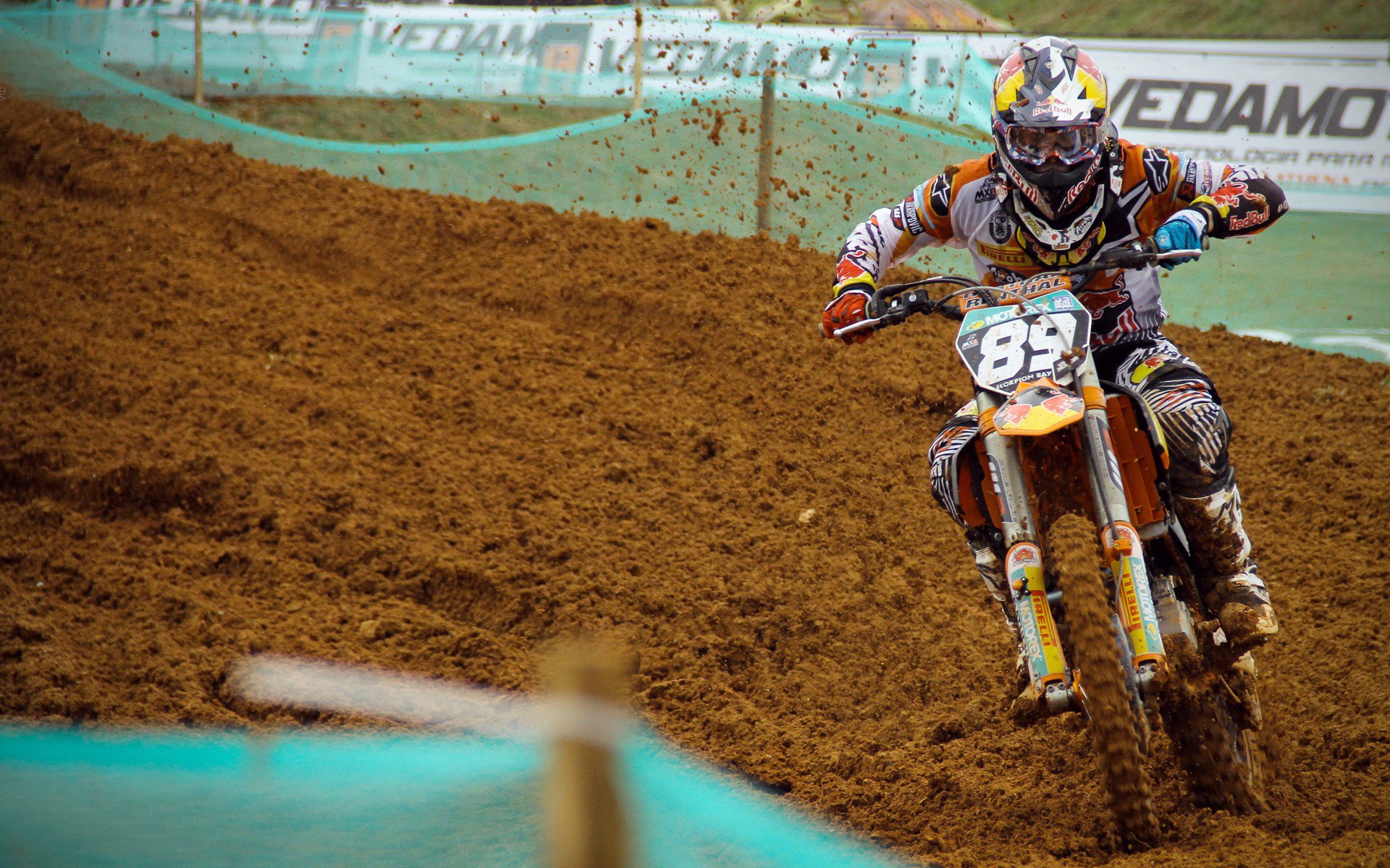 袋鼠队灵活的反击战术,时常令对手防不胜防,袋鼠攻击