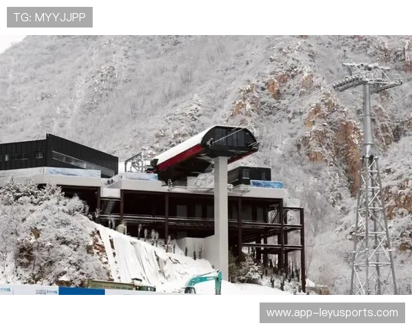 世界高山滑雪赛道维护与生态修复年度总结第三版公布，国际高山滑雪挑战赛