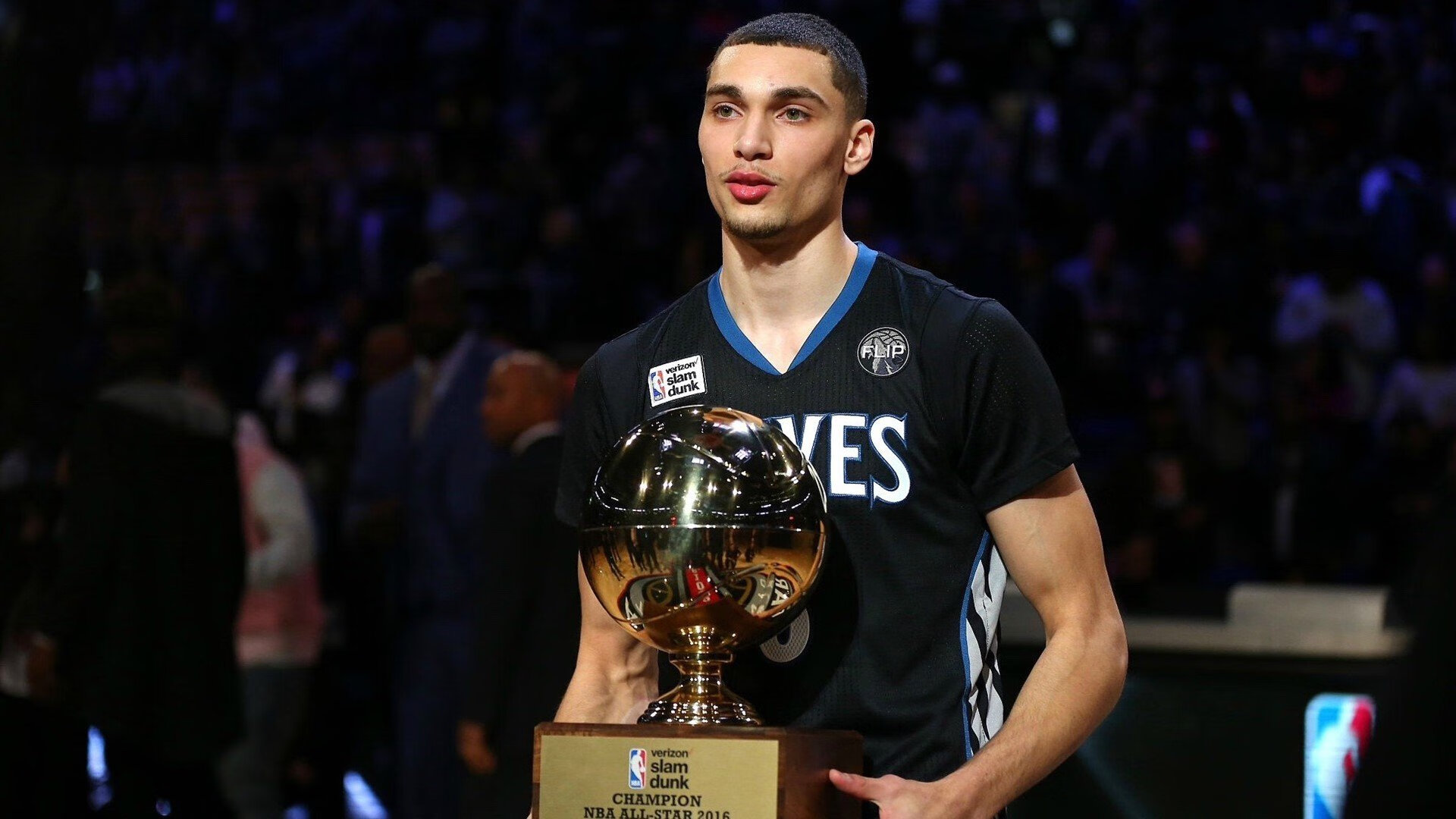 Zocca 抢断入侵令观众沸腾