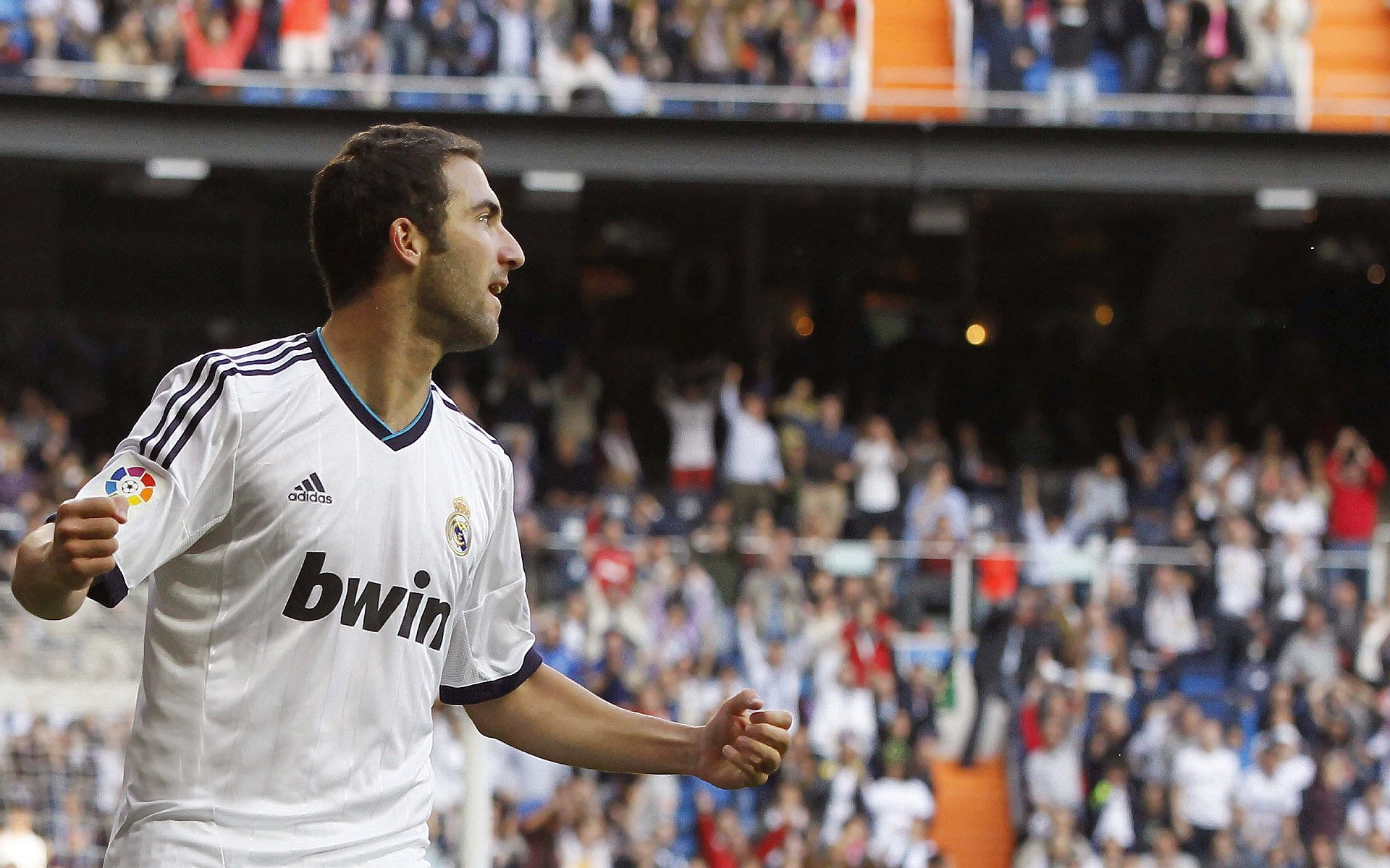 BLG高光翻盘演绎传奇故事